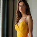 Lucía posando con su vestido